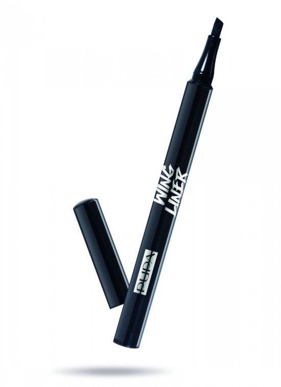 Eyeliner wing liner